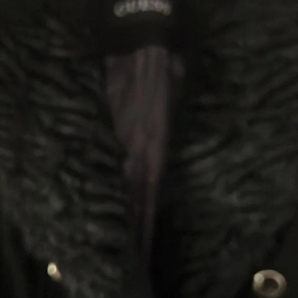 New Ladies Guess Coat. - Picture 4 of 4
